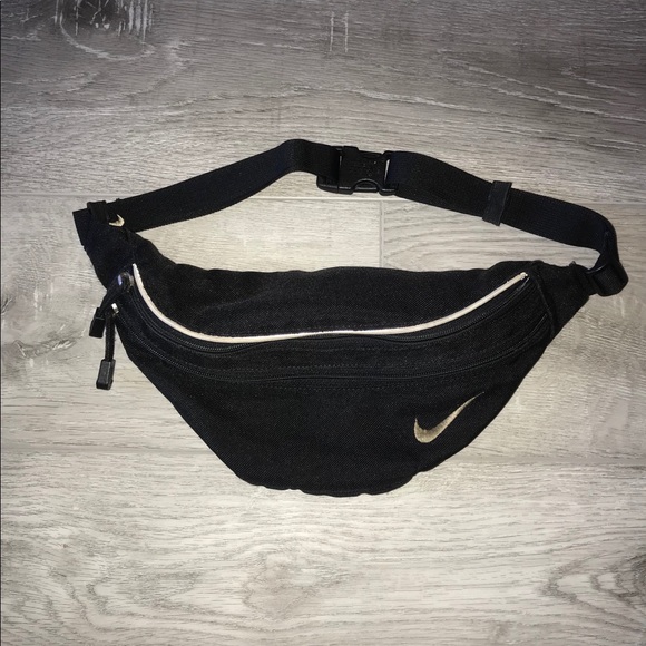 Nike Other - Vintage Nike Fanny Pack,Swoosh,Clip Belt Waistband